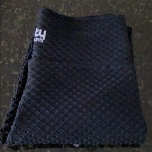 Booty by Brabants Black Croco Full Leggings New